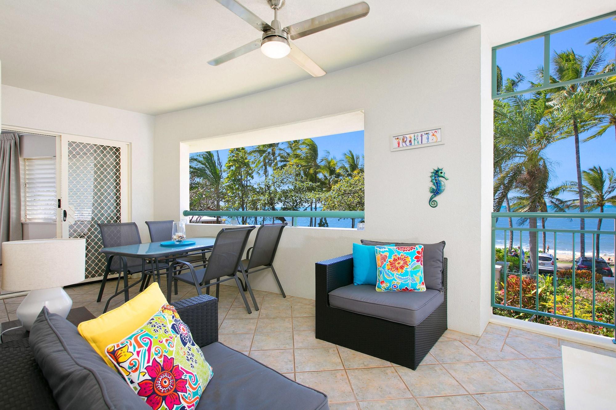 Trinity Waters Boutique Beachfront Trinity Beach Exterior foto